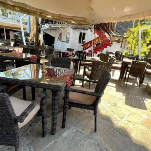 Aquadrom YUL's Restaurant,Goodwin's outdoor rattan dining set 1 aluminum dining set